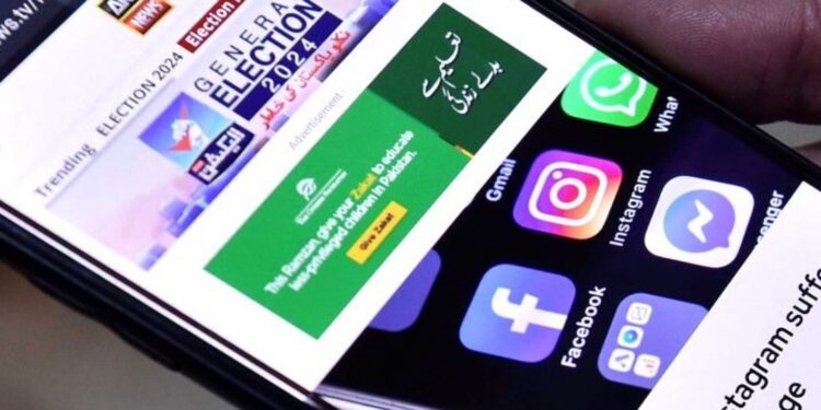 H Νέα Ζηλανδία απαγορεύει τη χρήση των social media στους εφήβους