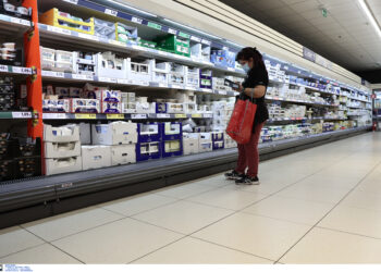 Σούπερ μάρκετ χωρίς ενσυναίσθηση: Έκλεψε τυρί λόγω της άσχημης οικονομικής του κατάστασης και τον πήγε σε δίκη