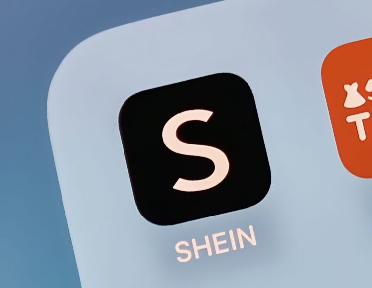 Καταρρέουν τα ελληνικά e-shops: Η κυβέρνηση αφήνει αθωράκιστη την αγορά απέναντι στην «κινεζική πανδημία» των Temu και Shein