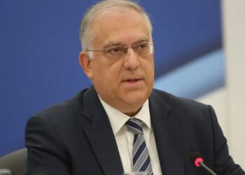 Θεοδωρικάκος: Στο πρώτο 15ήμερο του Οκτωβρίου η λίστα των κωδικών μειωμένων τιμών στα σούπερ μάρκετ