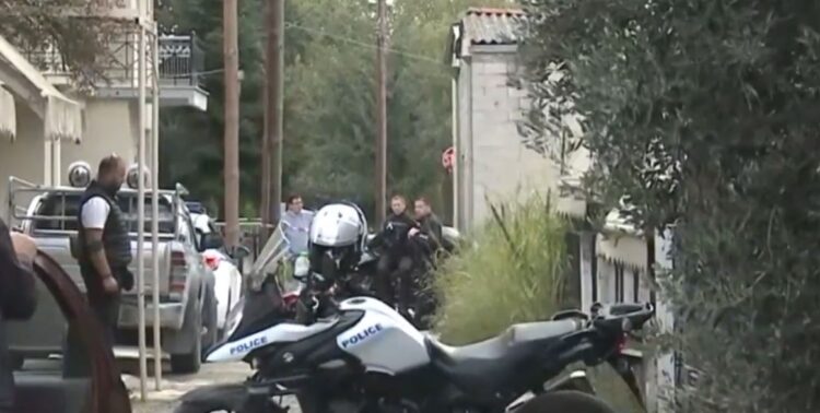 Τρίκαλα: Τι είπε ο 18χρονος που σκότωσε τη μητέρα του