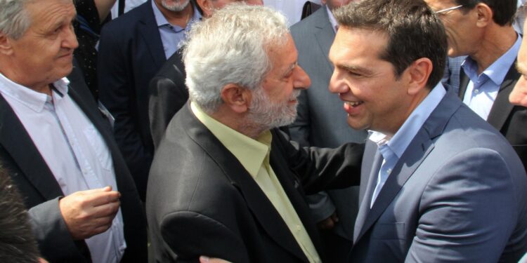 Ο Τσίπρας παραδίδει την έδρα του στον ΣΥΡΙΖΑ αλλά αυτή μπορεί να πάει… στη Νέα Αριστερά