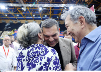 «Αλέξη είμαι κι εγώ εδώ…»