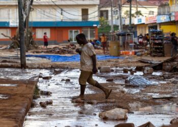 Εικόνες καταστροφής από τον τυφώνα Μελίσα – Τουλάχιστν 50 νεκροί στην Καραϊβική