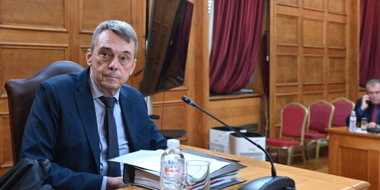 ΟΠΕΚΕΠΕ: Ήλθε, είδε και απήλθε ο Γρηγόρης Βάρρας στην εξεταστική επιτροπή