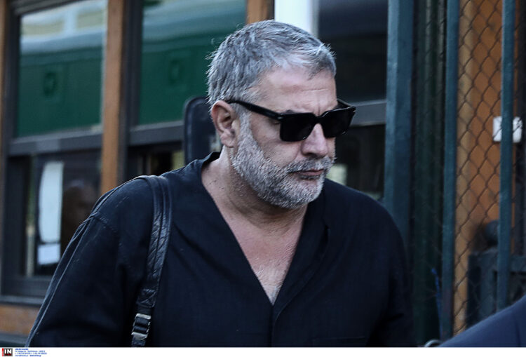 Βασίλης Μπισμπίκης