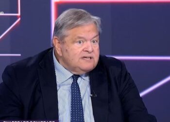 Βενιζέλος: Μη διακυβερνήσιμη η Ελλάδα – Έχει γίνει καταστρατήγηση του άρθρου 86