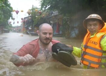 Σφοδρή κακοκαιρία στο Βιετνάμ με 9 νεκρούς