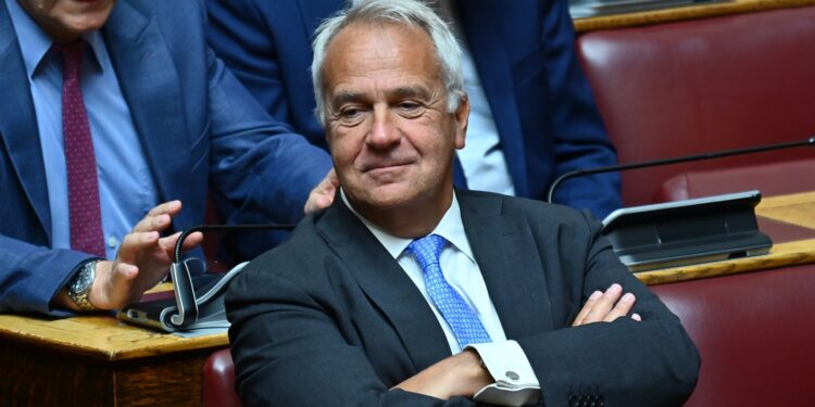 Προειδοποιητικές «βολές» κατά Βάρρα και Μαξίμου από Βορίδη για ΟΠΕΚΕΠΕ