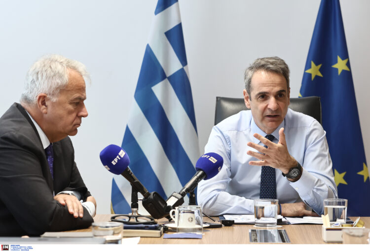 ΠΑΣΟΚ: Ο Βορίδης «αδειάζει» τον Κυριάκο Μητσοτάκη για τον ΟΠΕΚΕΠΕ