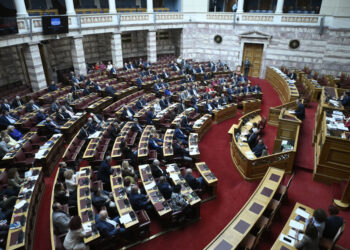 Δείτε live στη Βουλή τη συζήτηση των πολιτικών αρχηγών για την εξωτερική πολιτική