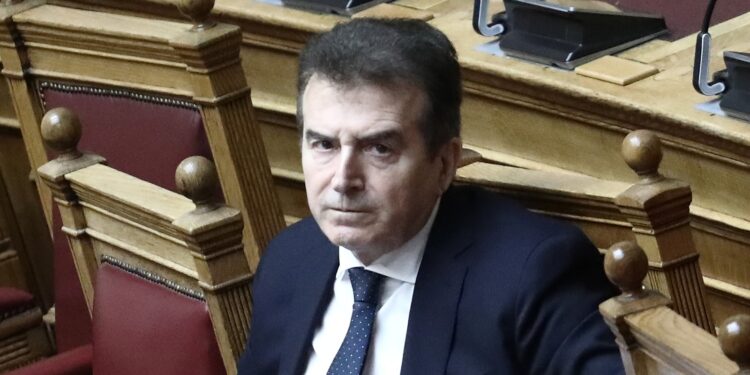 Χρυσοχοΐδης για Άγνωστο Στρατιώτη: Θα συνομιλήσω με τον Δένδια για να δούμε τι σκοπό έχει