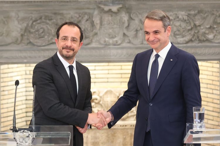 Μητσοτάκης – Χριστοδουλίδης: Στρατηγικός ρόλος Ελλάδας και Κύπρου στην Ευρώπη και τη Μέση Ανατολή