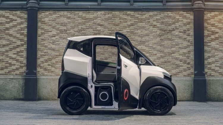 Βρετανία: Η κυβέρνηση μελετά «χιλιομετρικό φόρο» για τα ηλεκτρικά αυτοκίνητα