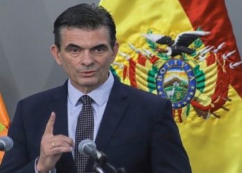 Η νέα κυβέρνηση της Βολιβίας ανήγγειλε «μαζική μείωση» των δημοσίων δαπανών