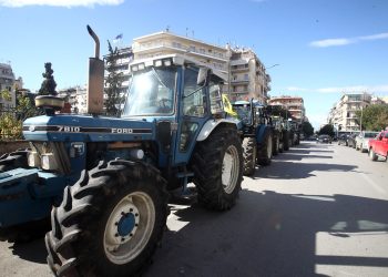Τα τρακτέρ βγαίνουν στους δρόμους και στα Χανιά