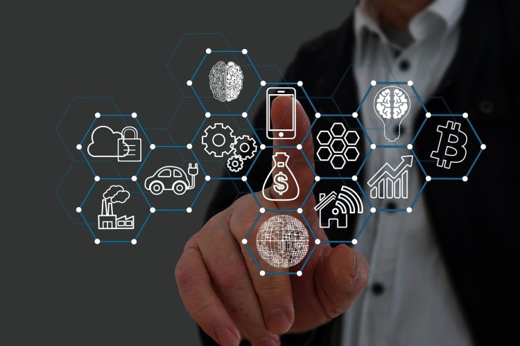 Οι Έλληνες ψάχνουν λύσεις για τα οικονομικά τους στο… ΑΙ