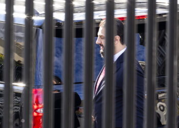 Αχμέτ αλ-Σαρά: Ένας σκληρός τζιχαντιστής στον Λευκό Οίκο