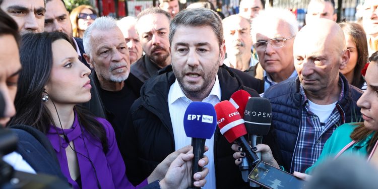 Νίκος Ανδρουλάκης: «Κρατάμε ζωντανό το μήνυμα του Πολυτεχνείου»