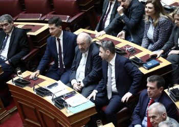Με το «τι Μητσοτάκης, τι Τσίπρας» απαντούν στο ΠΑΣΟΚ στην «Ιθάκη» του Τσίπρα