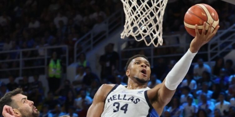 Γιάννης Αντετοκούνμπο: Σκαρφαλώνει στην ιστορία του NBA, 46ος κορυφαίος σκόρερ