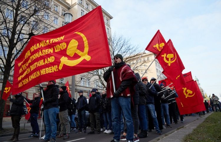 Γερμανία: Θέλουν να απαγορεύσουν τις εκδηλώσεις μνήμης για τους Λίμπκνεχτ – Λούξεμπουργκ