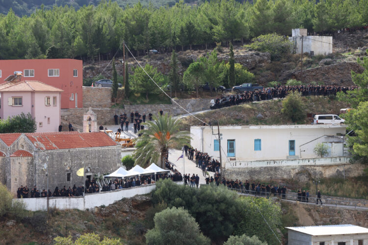 Βορίζια: «Η βεντέτα θα τελειώσει μόνο με παντρειά», λέει ο παππούς των Φραγκιαδάκηδων