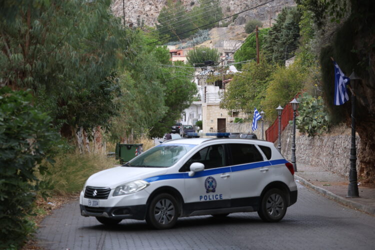 Ανοίγουν σήμερα τα σχολεία στα Βορίζια – Απολογούνται οι δύο της οικογένειας Καργάκη