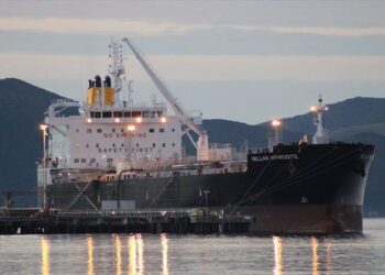 Πειρατεία σε δεξαμενόπλοιο στη Σομαλία: Πέντε Έλληνες ανάμεσα στο πλήρωμα