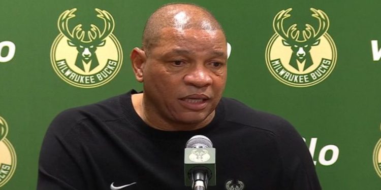 Ντοκ Ρίβερς για Αντετοκούνμπο: «Δεν δείχνουν καλά τα πράγματα»