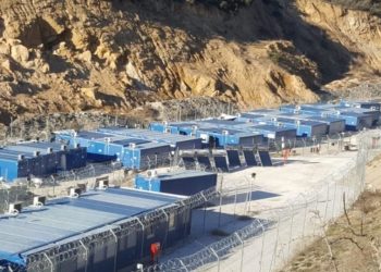 Σέρρες: Στον εισαγγελέα οι 30 συλληφθέντες για τα επεισόδια στη δομή μεταναστών