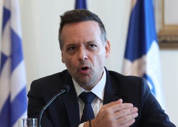 Οι «300» του Χάρη Δούκα