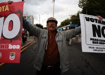 Ηχηρό «ΌΧΙ» στις αμερικανικές βάσεις είπαν σε δημοψήφισμα οι πολίτες του Ισημερινού