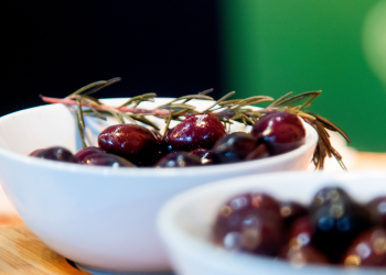 Ελιές: Η φυσική ασπίδα κατά της γήρανσης και της καρδιακής φθοράς