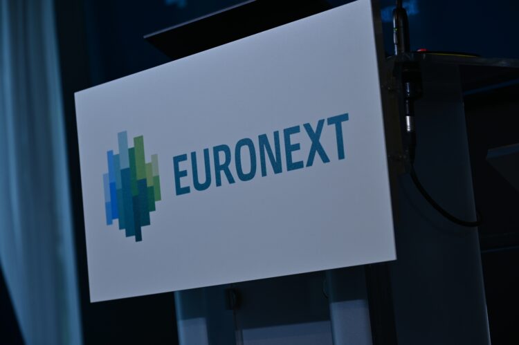 Το σκληρό πόκερ μεταξύ Euronext και μετόχων ΕΧΑΕ συνεχίζεται   