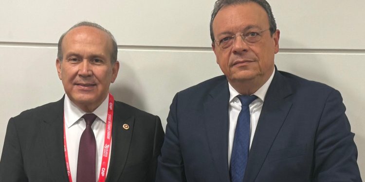 Ο Σωκράτης Φάμελλος στο συνέδριο του CHP στην Άγκυρα – Συνάντηση και με το DEM