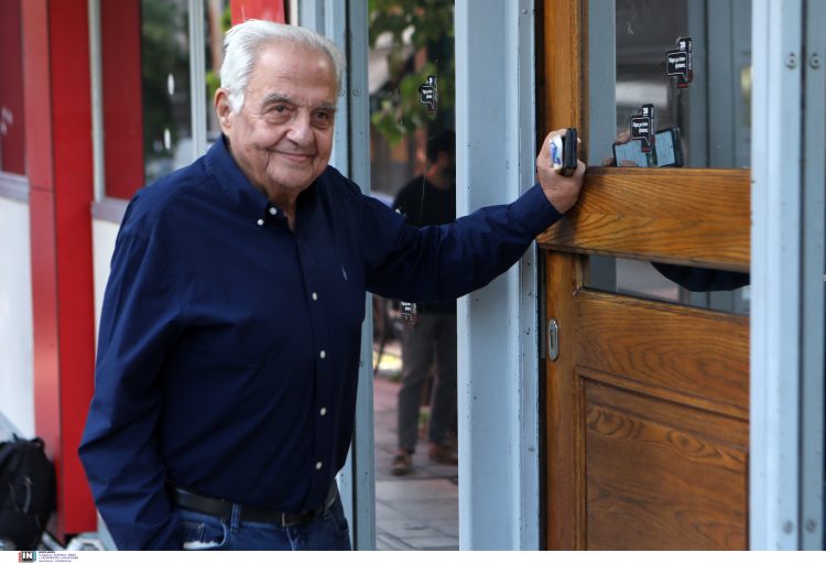 Στο πρώην ΕΑΤ-ΕΣΑ την Πέμπτη η πολιτική κηδεία του Αλέκου Φλαμπουράρη