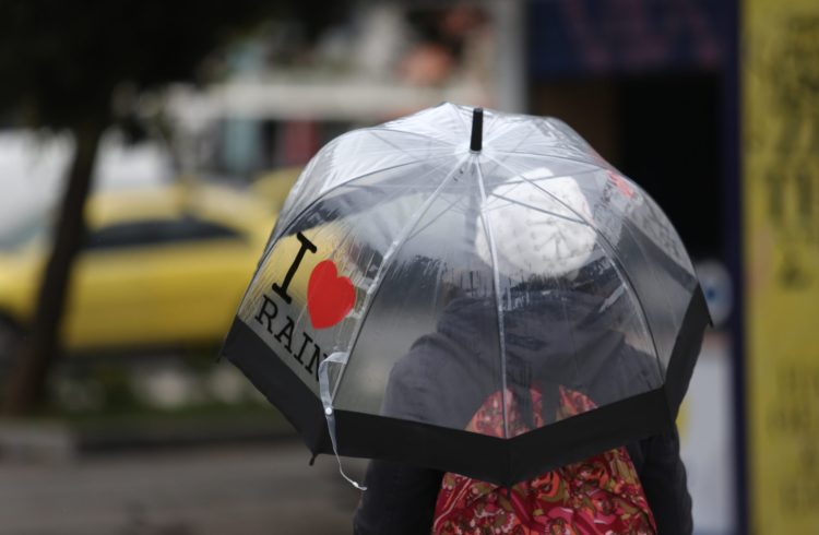 Κακοκαιρία Adel: Άνοιξαν οι ουρανοί – Χαλάζι στο κέντρο της Αθήνας – Οι «κόκκινες περιοχές» σήμερα (βίντεο)