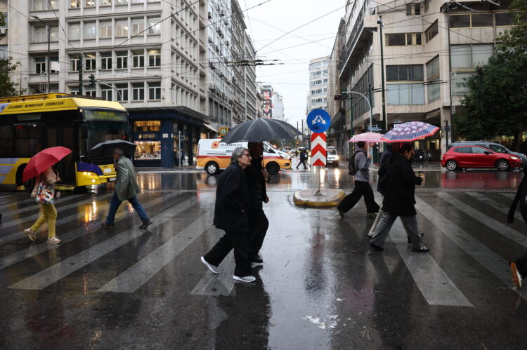 Ξεκίνησε η κακοκαιρία στην Αττική