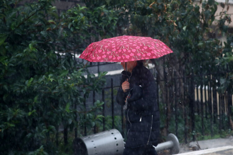 Έκτακτο Δελτίο Επιδείνωσης Καιρού: Ισχυρές βροχές και καταιγίδες από αύριο – Σε ποιες περιοχές θα εκδηλωθούν