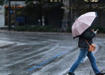 Νέα επιδείνωση του καιρού με βροχές και καταιγίδες – Ξεκινά η κακοκαιρία διαρκείας