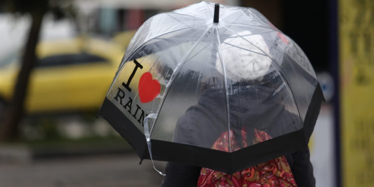 Κακοκαιρία Adel: Άνοιξαν οι ουρανοί – Χαλάζι στο κέντρο της Αθήνας – Οι «κόκκινες περιοχές» σήμερα (βίντεο)