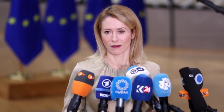 Κάλλας: «Οποιοδήποτε σχέδιο για την Ουκρανία πρέπει να έχει τη στήριξη Ουκρανών και Ευρωπαίων»