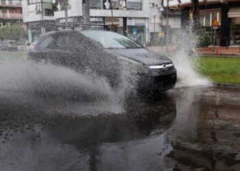 Κακοκαιρία: Οι περιοχές στο κόκκινο μέχρι τη Δευτέρα – Δείτε live