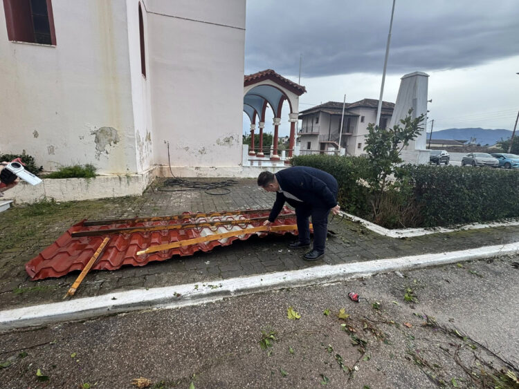 Στο έλεος της κακοκαιρίας η χώρα – Πλημμύρες, χαλάζι και εγκλωβισμοί