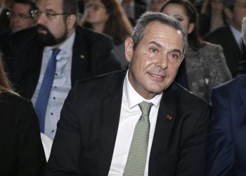 Σκληρή επίθεση Καμμένου σε Σαμαρά: Το αρχαιότερο επάγγελμα έχει και πολιτική εκδοχή