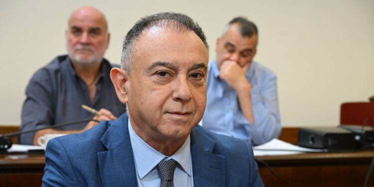 Παραδοχή Κέλλα, δόθηκαν 33 εκατ. ευρώ σε αγρότες που δεν τα δικαιούνταν!