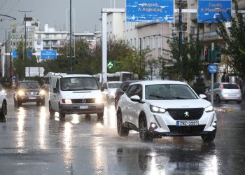 Κακοκαιρία Adel: «Φούσκωσε» ο Κηφισός – Δείτε βίντεο