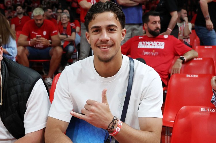 Και ο Μπάμπης Κωστούλας κλήθηκε στην Εθνική