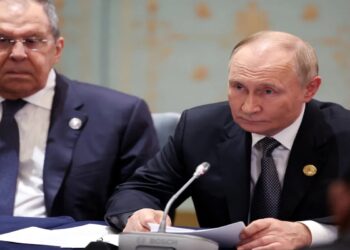 Τι απαντά το Κρεμλίνο στις φήμες που οργιάζουν για ρήγμα στις σχέσεις Πούτιν – Λαβρόφ